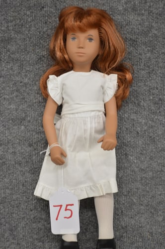 17" AUBURN HAIRED SASHA: 17" AUBURN HAIRED SASHA WITH ORIGINAL BUTTON WRIST BAND WHITE DRESS AND ORIGINAL UNDERWEAR AND TIGHTS AND BLK SHOES