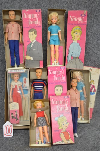 GROUPING OF IDEAL TAMMY'S FAMILY: GROUPING OF IDEAL TAMMY'S FAMILY IN ORIGINAL BOXES 1960'S TO INC: 2 TAMMY'S AND DAD IN THE BOX AND DAD WITHOUT BOX A PEPPER AND TED IN BOXES, AND POS'N TAMMY ETC