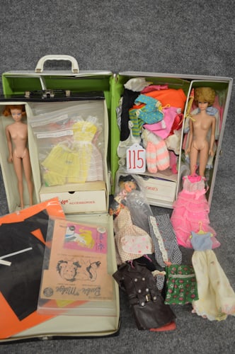 TWO 1960'S MIDGE & BARBIE & FRANCIE DOLL CASES (1 of 4)