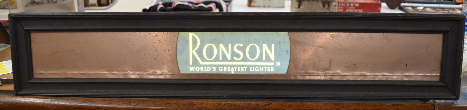 RONSON LIGHTERS LIGHT UP SIGN (1 of 1)