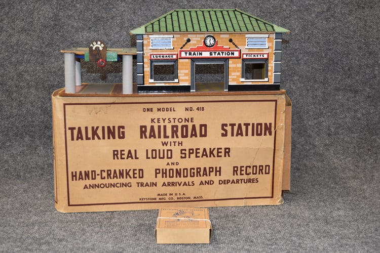 KEYSTONE MASONITE  RAILROAD STATION (1 of 4)
