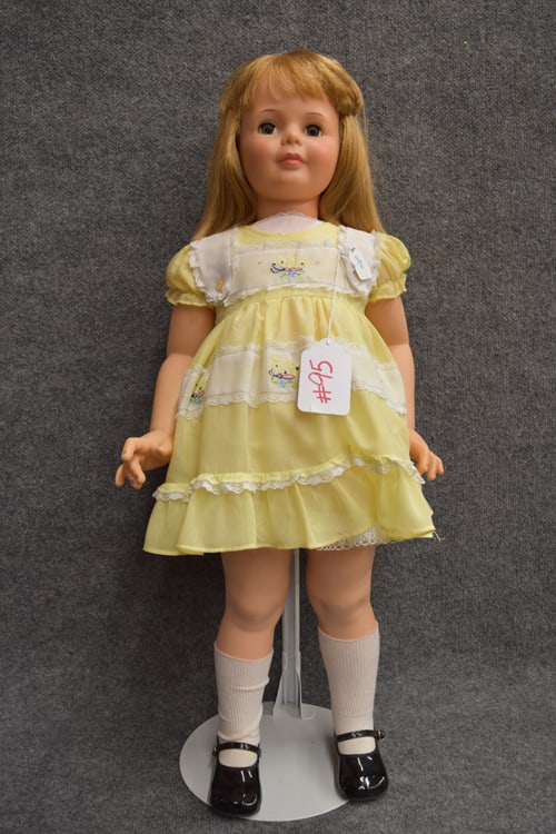 35" STRAWBERRY BLONDE PATTI PLAY PAL G-35 BY IDEAL (1 of 3)
