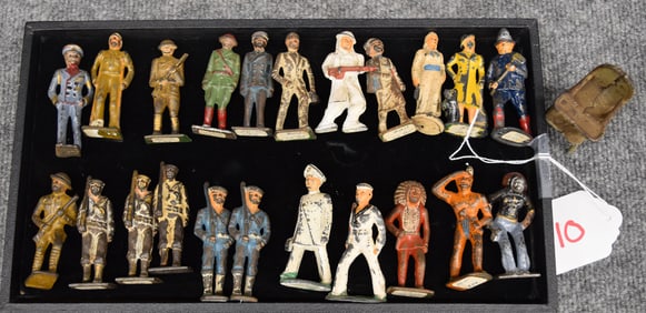 GROUPING OF (22) LEAD FIGURINES
