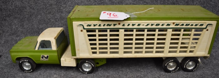 NYLINT TRUCK & LIVE STOCK HAULER