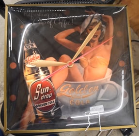 GOLDEN GIRL COLA SUN-DROP  LIGHT UP CLOCK