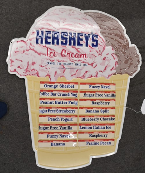 HERSHEY'S ICE CREAM MENU BOARD (1 of 4)