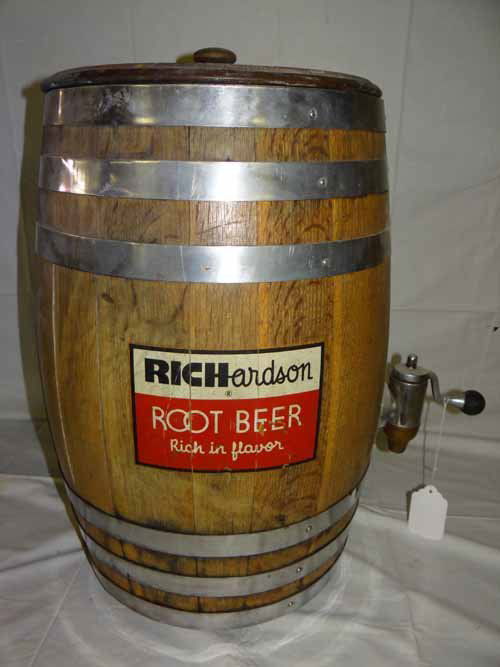 Richardson's root Beer Barrel Lot 95