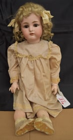K*R SIMON & HALBIG DOLL