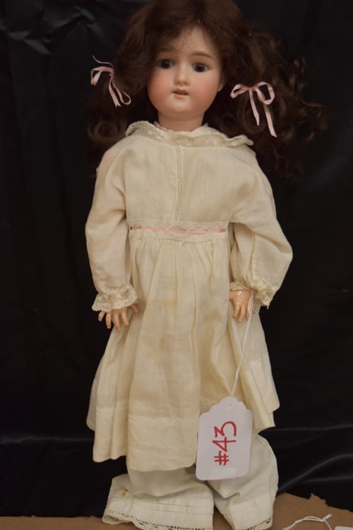 ARMAND MARSEILLE DOLL: ARMAND MARSEILLE "FLORADORA" BISQUE HEAD ON COMPO BJB MARKED MADE IN GERMANY FLORADORA A. 1 1/2 M. -19" TALL, BROWN FIXED FIXED EYES, O/M W/4 TEETH, REPLACED WG & PATE, HANDS AND FEET ARE GOOD, DRESSE