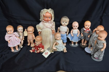 GROUPING OF BABY DOLLS