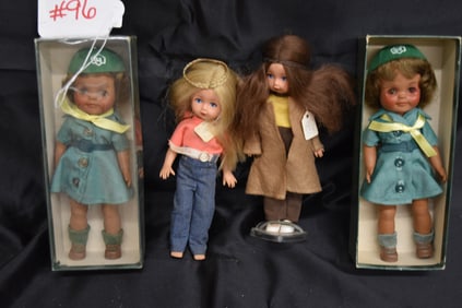 (4) DOLLS
