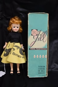 VOGUE JILL DOLL