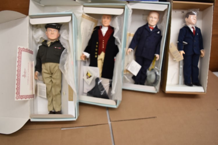 (5) PRESIDENTIAL DOLLS: GROUP OF (5) PRESIDENTIAL DOLLS TO INC: (4) EFFANBEE (THOMAS JEFFERSON, DWIGHT DAVID EISENHOWER, HARRY S TRUMAN & JOHN F KENNEDY & A HORSMAN 1987 RONALD REAGAN
