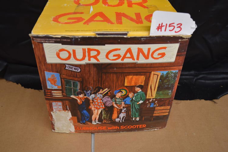 1975 LITTLE RASCALS CLUBHOUSE W/FIGURES (1 of 4)