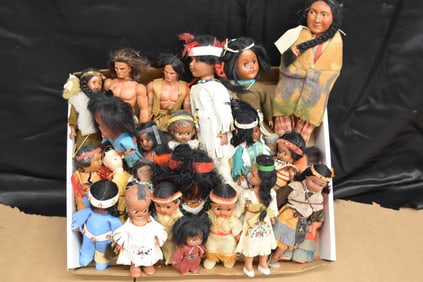 NATIVE AMERICAN INDIAN DOLLS