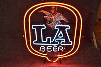 L A BEER NEON SIGN