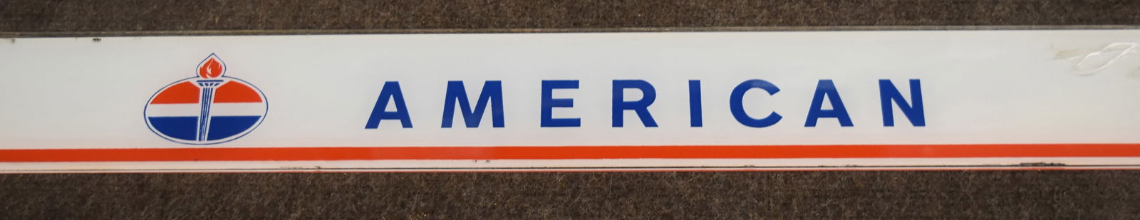 AMERICAN GAS PUMP SIGN: AMERICAN GAS 1960'S AD GLASS PUMP PLATE MEASURES 24 7/8" L X 3 1/8" H