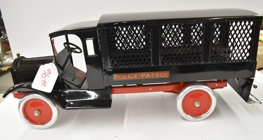 KEYSTONE POLICE TRUCK