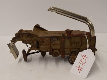 ARCADE FARM IMPLEMENT TOY