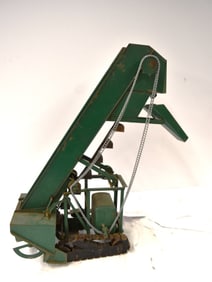 DOEPKE MODEL SAND LOADER