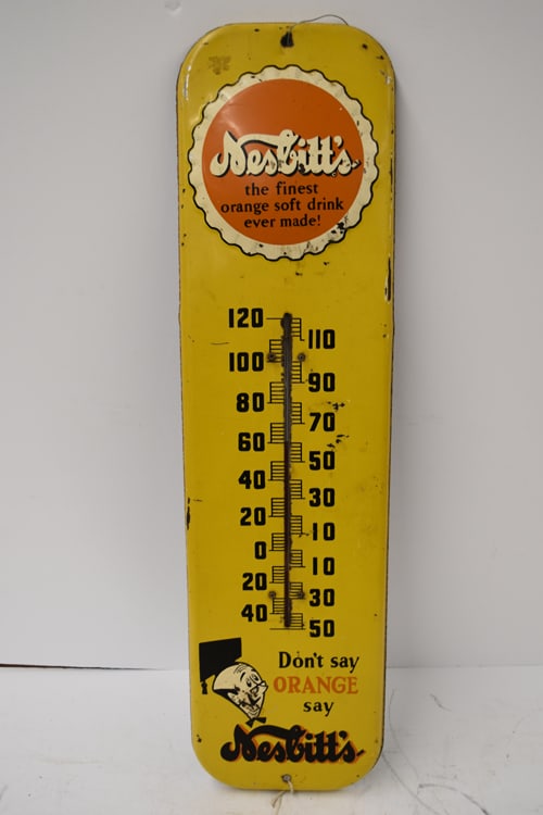 NESBITT'S THERMOMETER: NESBITT'S ORANGE SOFT DRINK TIN THERMOMETER W/WORKING GLASS THERMOMETER - STAMPED WIEGAND -ST. LOUIS -905