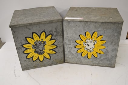 (2) BORDEN'S MILK BOES