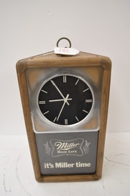 MILLER BEER HANGING ADVERTISING CLOCK/LIGHT