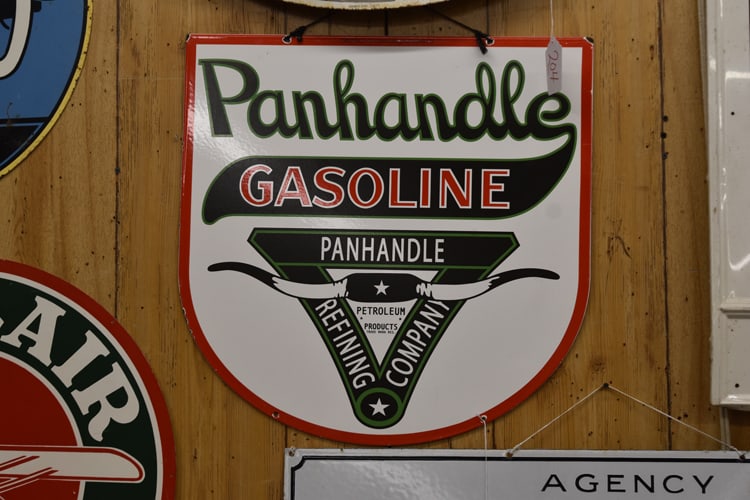 PANHANDLE GAS CONTEMPORARY SIGN (1 of 1)