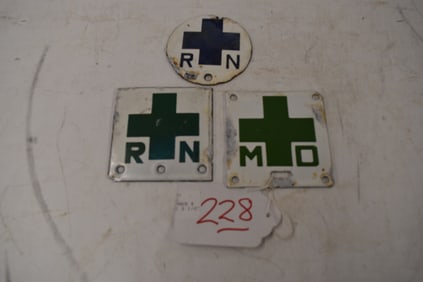 (3) PORC MEDICAL PLATE TOPPERS