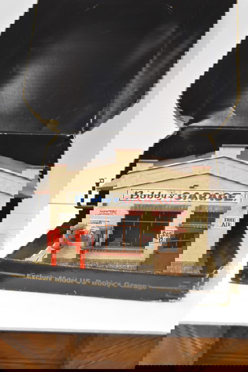 BOBBY'S GARAGE: POLA-L.G.B. MODEL "BOBBY'S GARAGE" IN ORIG BOX