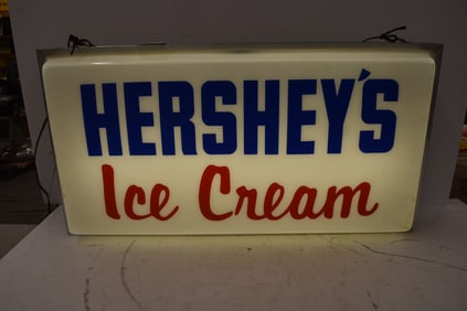 HERSHEY'S ICE CREAM LIGHT UP SIGN