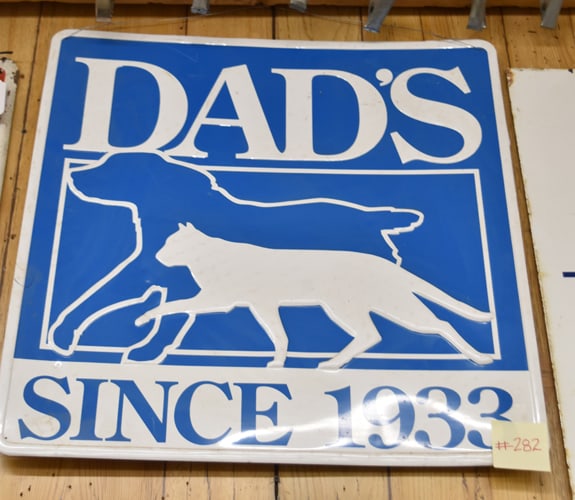 DAD'S PET FOOT SIGN (1 of 1)