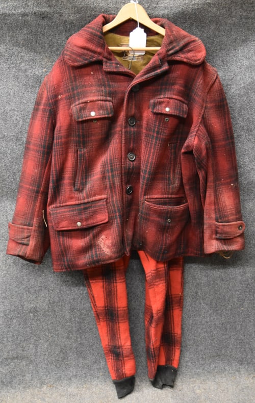 CARTERS VINTAGE WOOL RED PLAID HUNTING JACKET (1 of 1)