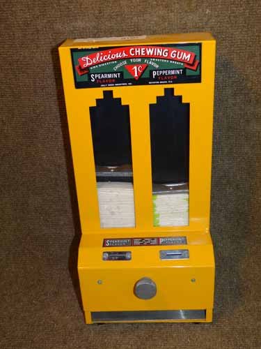 Delicious Chewing Gum Dispenser by Jolly Good (1 of 1)