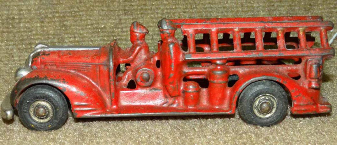 1930's Arcade (1 of 4)