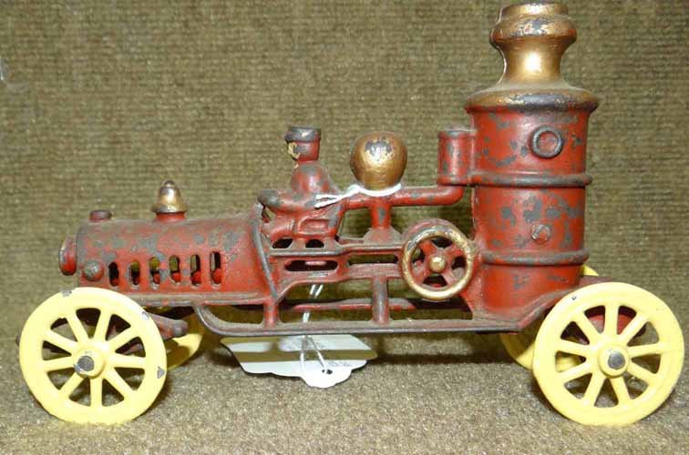 Hubley?? Fire Pumper (1 of 4)