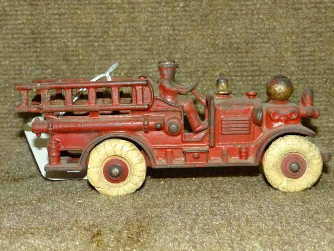 Hubley Ahrens Fox Ladder & Hose Truck: Hubley Ahrens Fox ladder & Hose Truck