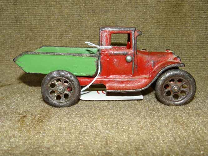 Arcade Model A Dump Truck (1 of 4)