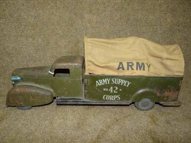 1930's Wyandotte Army Supply Corps No 43 Truck (1 of 4)