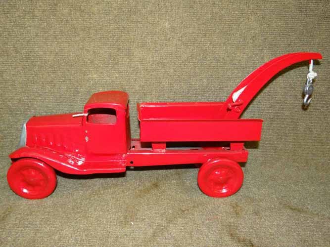 Turner Wrecker: Late 1930's Turner Pressed Steel Wrecker