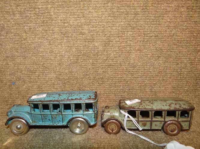 (2) Arcade Buses (1 of 4)