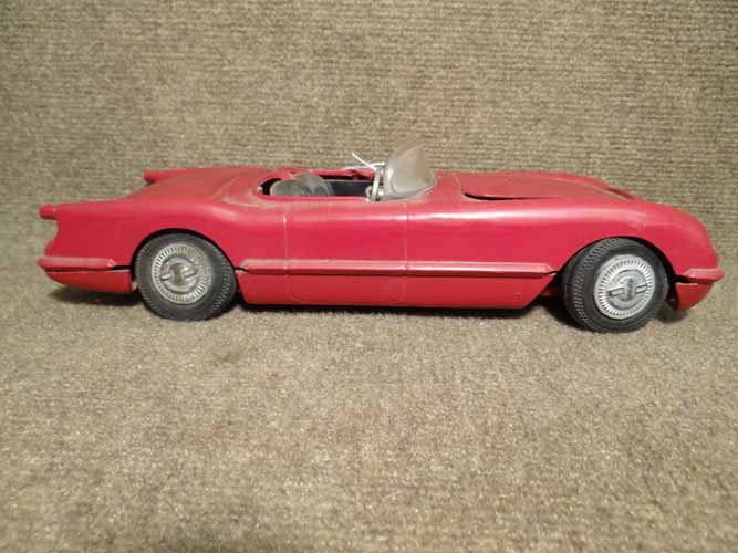 Hubley Corvette: Hubley Red 1953 6 Cylinder Corvette