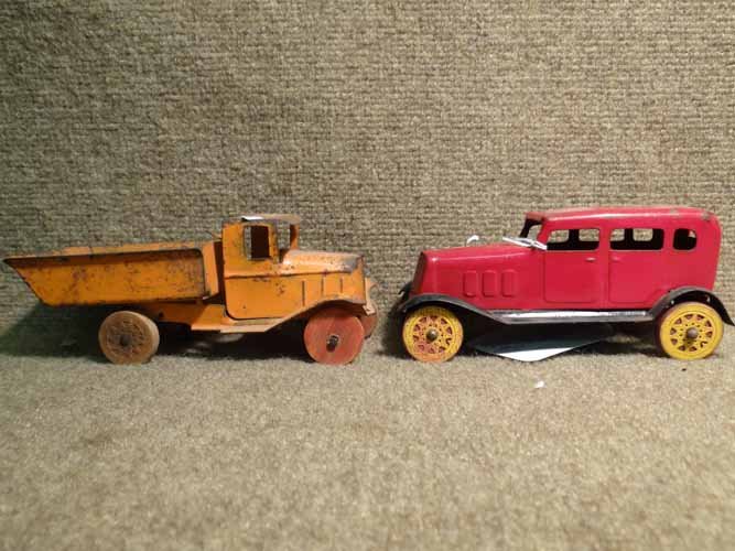 (2) Wyandotte Vehicles (1 of 4)