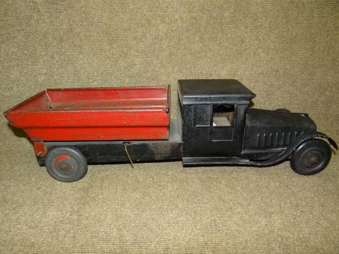 Cor-Cor Dump Truck (1 of 3)