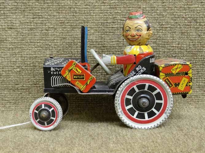 Marx Wind Up Car (1 of 4)