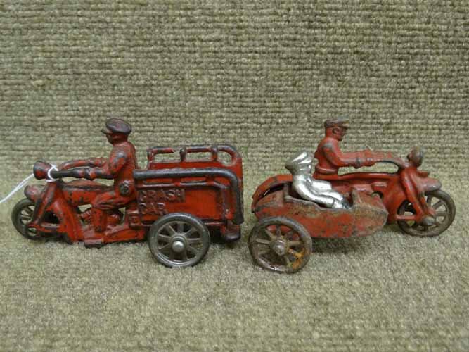 (2) Hubley Motorcycles (1 of 4)