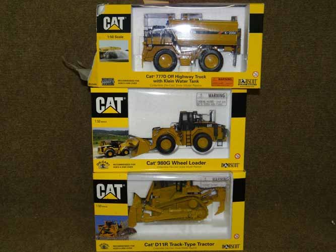 (3) CAT Die-Cast Models (1 of 2)