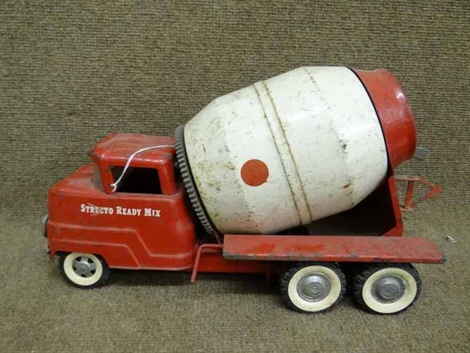 Structo Cement Truck (1 of 4)
