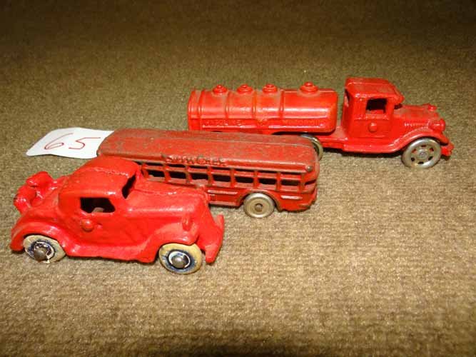 (3) Cast iron toys (1 of 3)