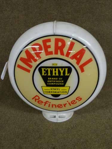 Imperial Refineries Gas Globe (1 of 2)